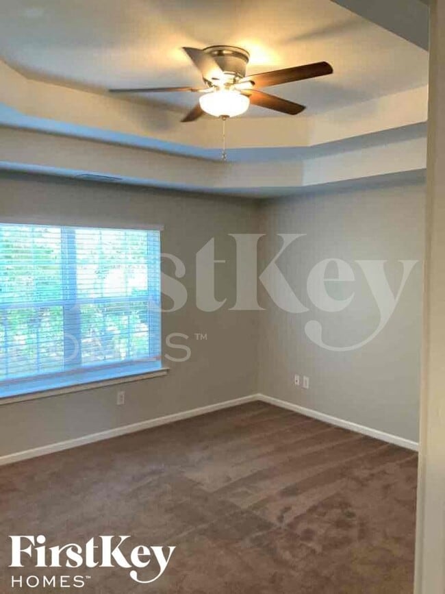 Building Photo - 1253 Waymar Ct SW
