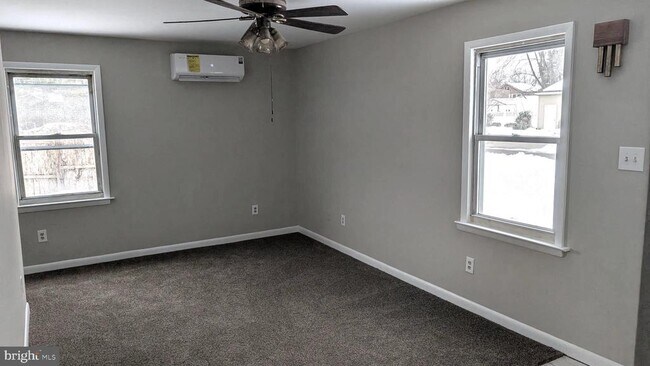 Building Photo - 1430 Hurffville Rd