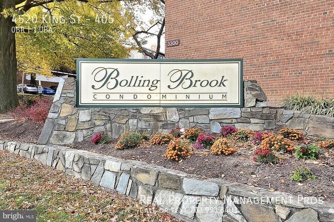 Building Photo - 4520 King St