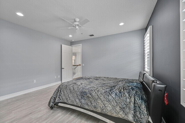 Building Photo - 8652 Lewis River Rd