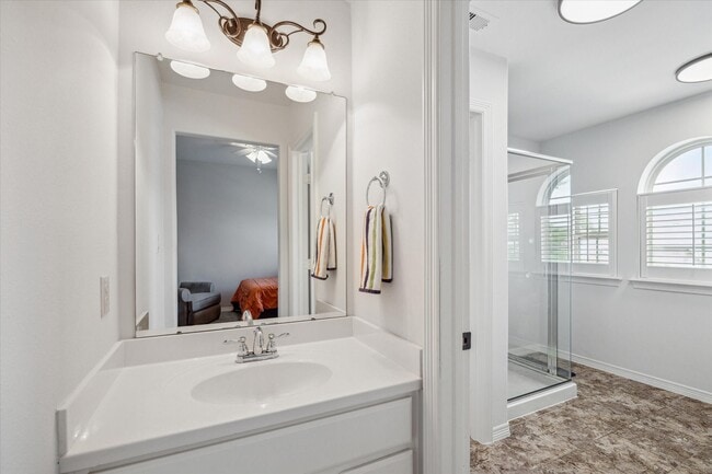 Building Photo - 18531 Duke Lake Dr