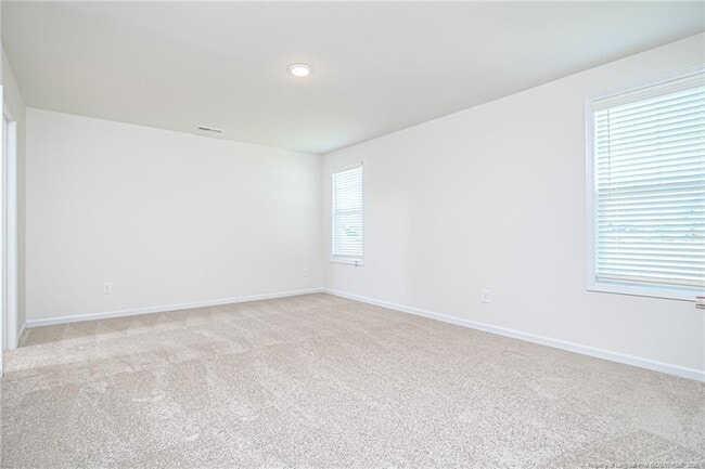 Building Photo - 5864 Panther Dr