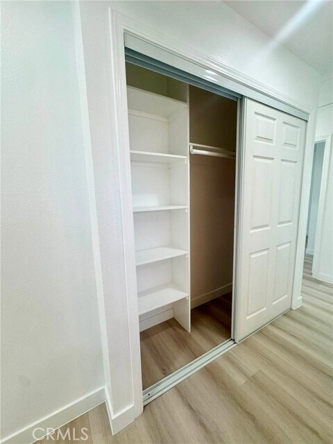 Building Photo - 1065 S Prospero Dr