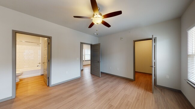 Building Photo - 35 Degrees North Apartment Homes