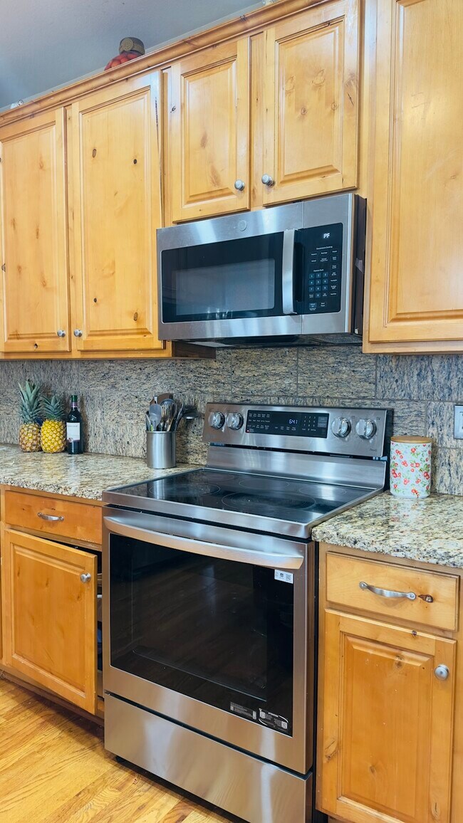 Building Photo - 7414 S Memphis St