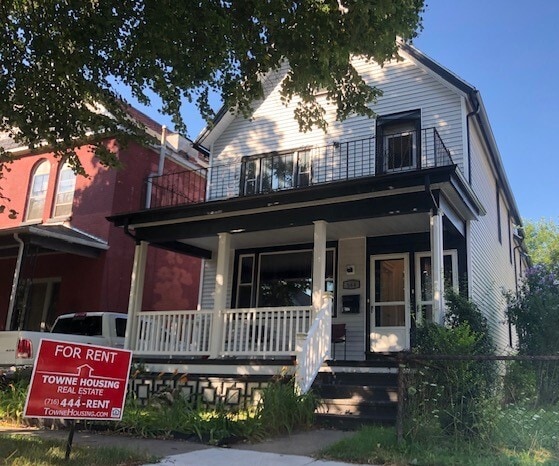 Building Photo - 364 Fargo Ave