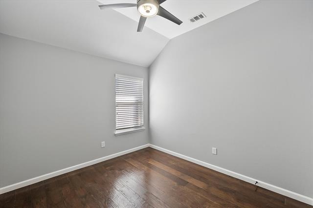 Building Photo - 2204 Windcastle Dr