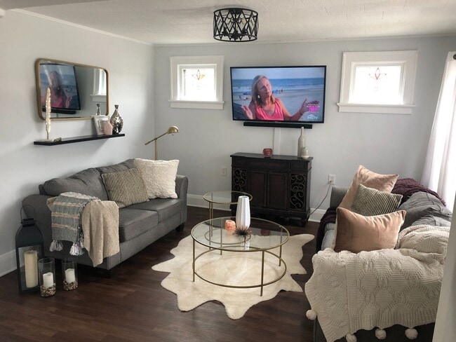 Building Photo - Annesley - 1438-1440 S 72nd Street