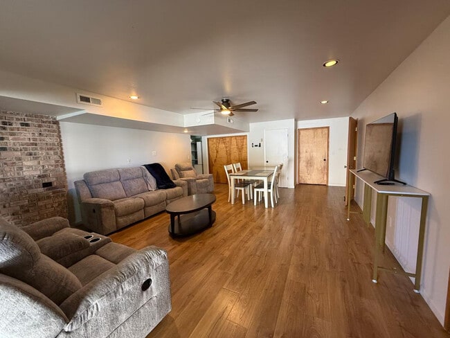 Building Photo - 3404 W 46th Ave