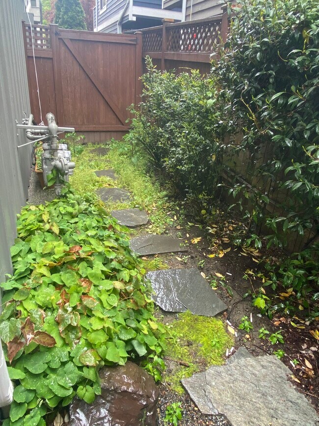 Building Photo - 2637 NW 56th St