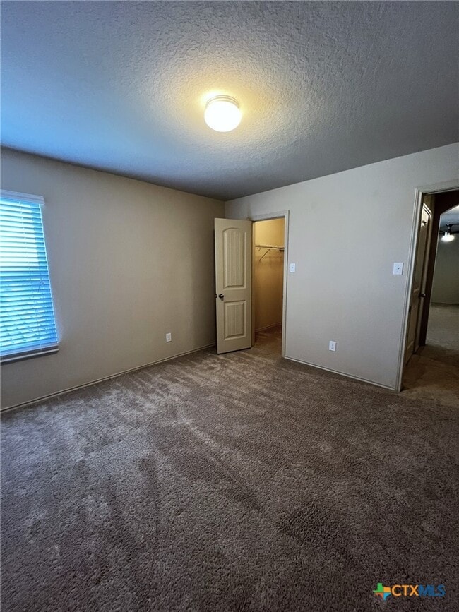 Building Photo - 1057 Clarkston Dr