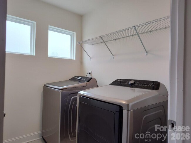 Building Photo - 10459 Glenmere Crk Cir