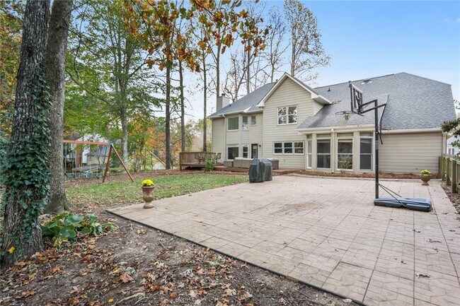 Building Photo - 3520 Billingsley Dr