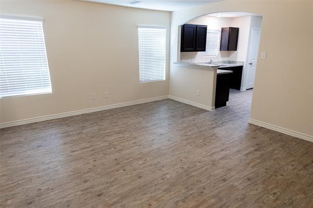 Building Photo - 1701 Swallow Dr