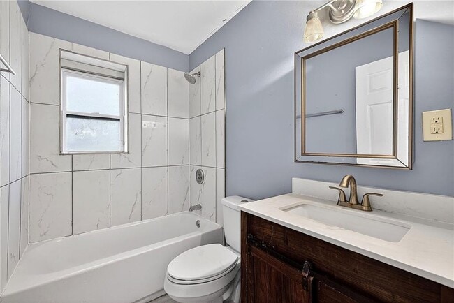 Building Photo - 1173 Fenwood St SW