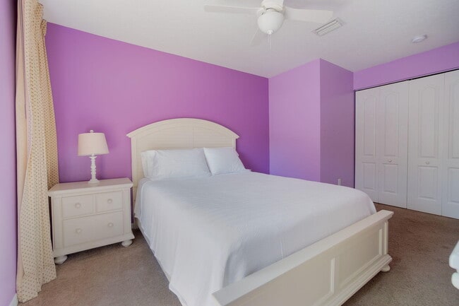 Building Photo - 213 River Bluff Ln