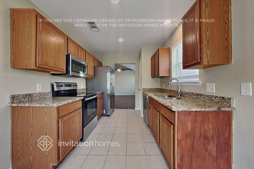 Building Photo - 10321 Pleasant Mound Dr