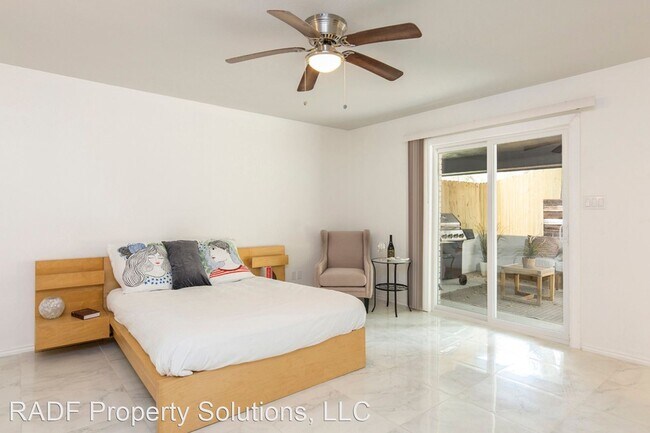 Building Photo - 3 br, 2 bath House - 1595 S. Gastel Circle