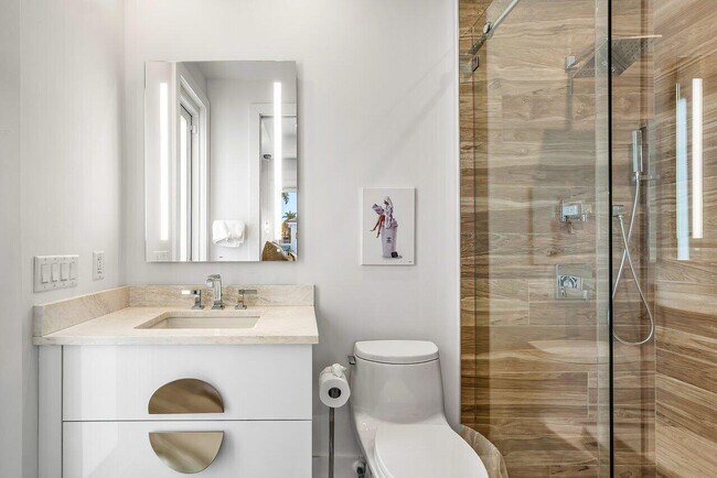 Building Photo - 3506 NW Clubside Cir