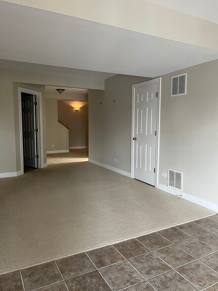 Building Photo - 1531 Queen Ann Ln