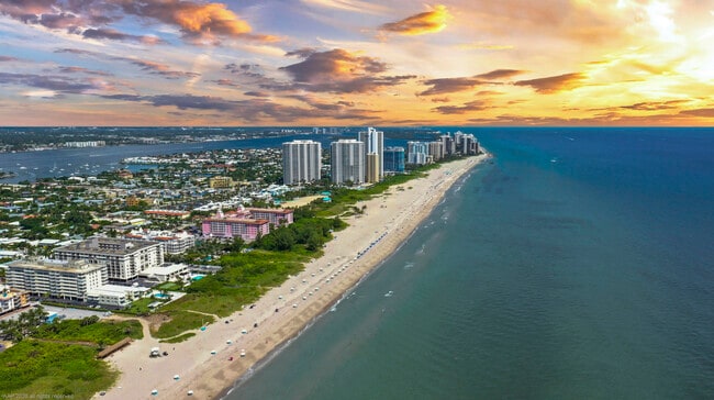 Building Photo - 5310 N Ocean Dr