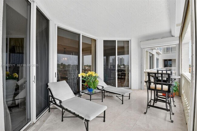 Building Photo - 19925 NE 39th Pl