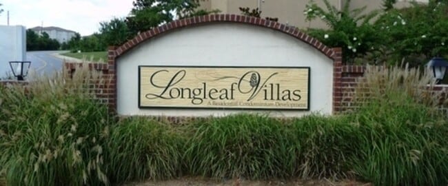 Building Photo - Spacious 2BR/2BA Retreat with Pool, Gym & Tiger Transit Access