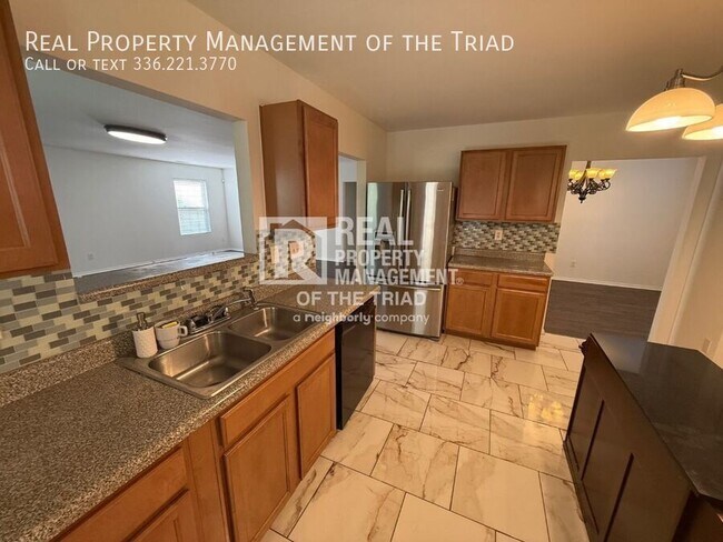 Building Photo - 4547 Brimmer Pl Dr