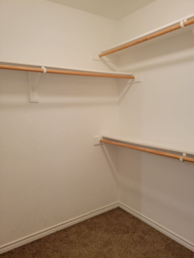 Building Photo - Huge 1/2 acre lot on cul de sac!  White Ro...