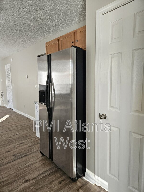 Building Photo - 1013 Odelle Cir