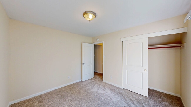 Building Photo - 15437 Marty Dr