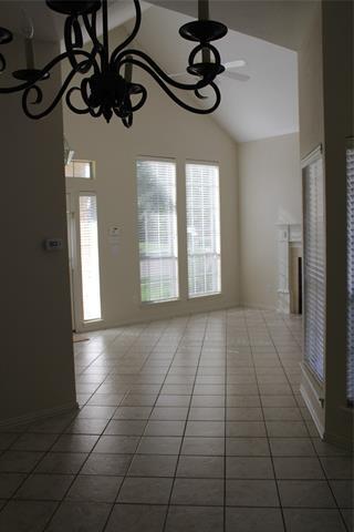 Building Photo - 7800 Kings Ridge Rd