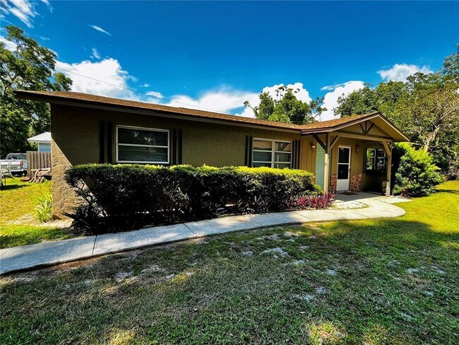 Primary Photo - 15701 Waverly St