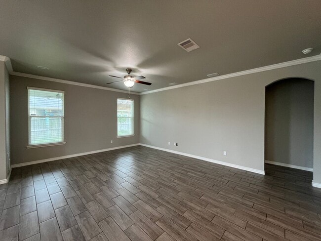 Building Photo - WALKING DISTANCE FROM OSO BAY WETLAND PRES...