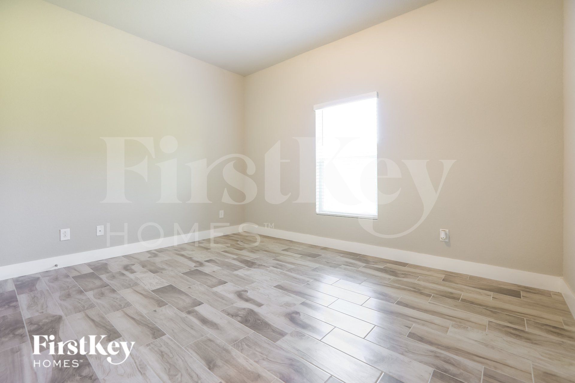 Building Photo - 5139 Cromey Rd