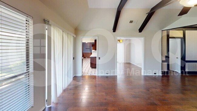 Building Photo - 2212 Canyon Valley Trail