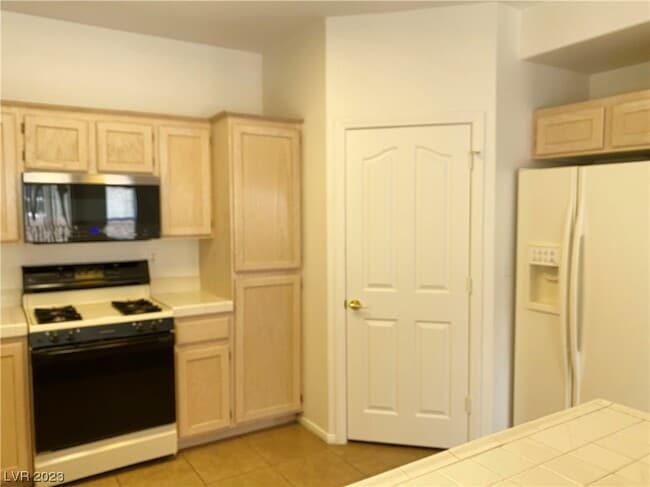 Building Photo - 3624 Warmbreeze Way