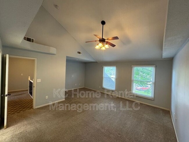 Building Photo - 1384 N Ridge Pkwy