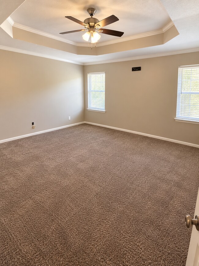 Building Photo - 9307 Lytham Dr