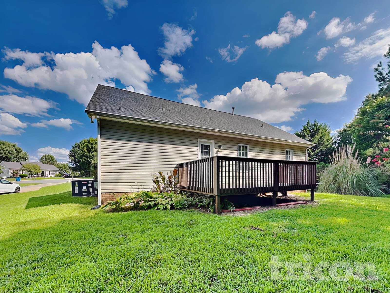 Building Photo - 4612 Hendrix Ct