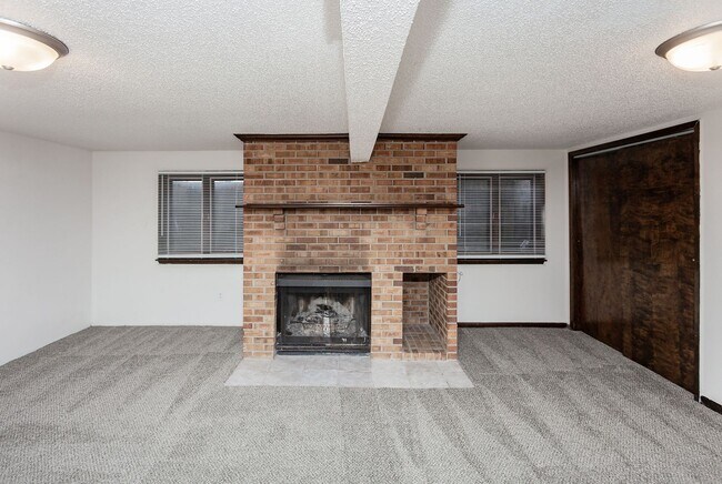 Building Photo - 1020 Williams St