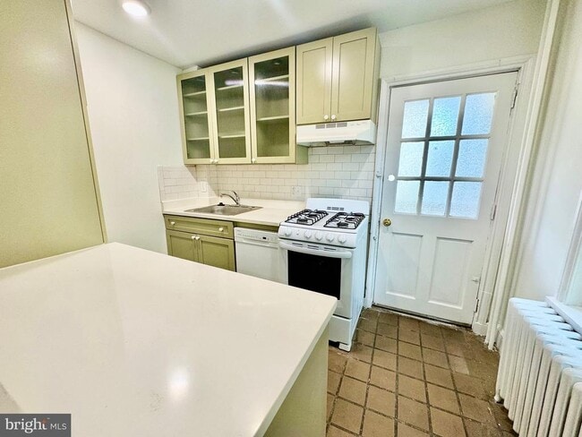 Building Photo - 2148 Green St