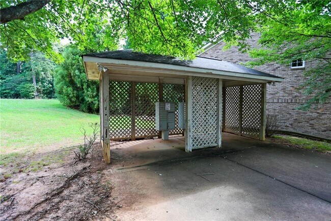 Building Photo - 7116 Blairs View Dr
