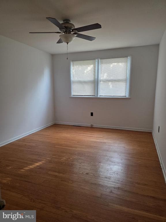 Building Photo - 1008 Fairview Ave