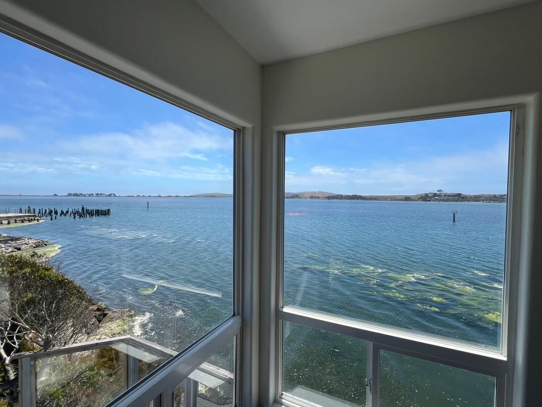 Building Photo - 975 CA-1