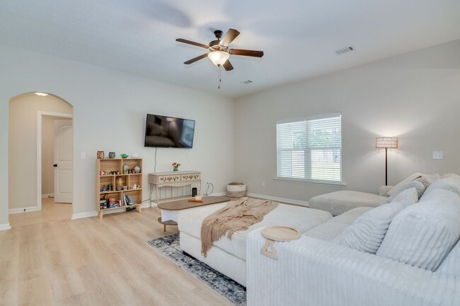Building Photo - Beautiful Ranch in Grovetown