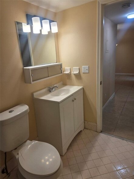 Building Photo - 3351 NW 85th Ave