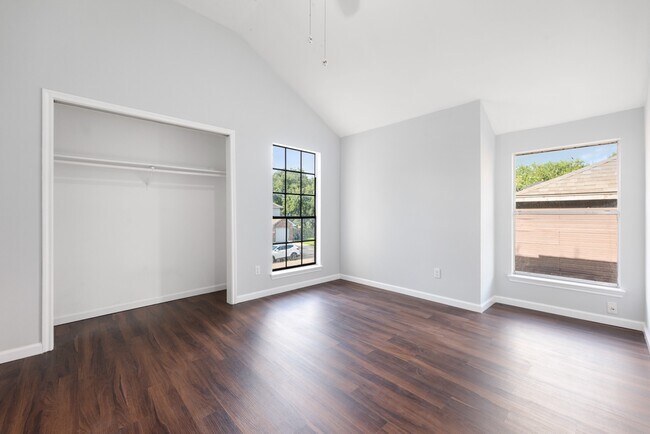 Building Photo - 4719 Black Rock St
