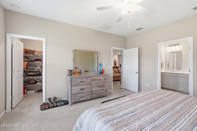 Building Photo - 75435 Sunberry Dr