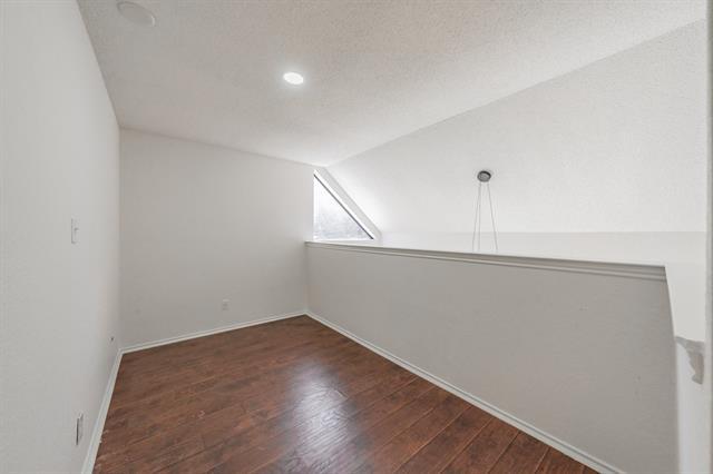 Building Photo - 3101 Sondra Dr